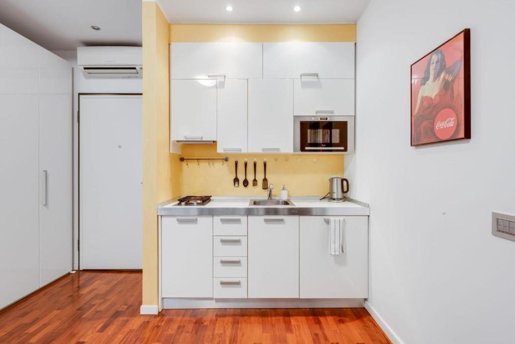 Amazing Apt In The Heart Of Pta Venezia Milan Bagian luar foto