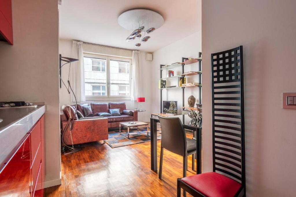 Amazing Apt In The Heart Of Pta Venezia Milan Bagian luar foto