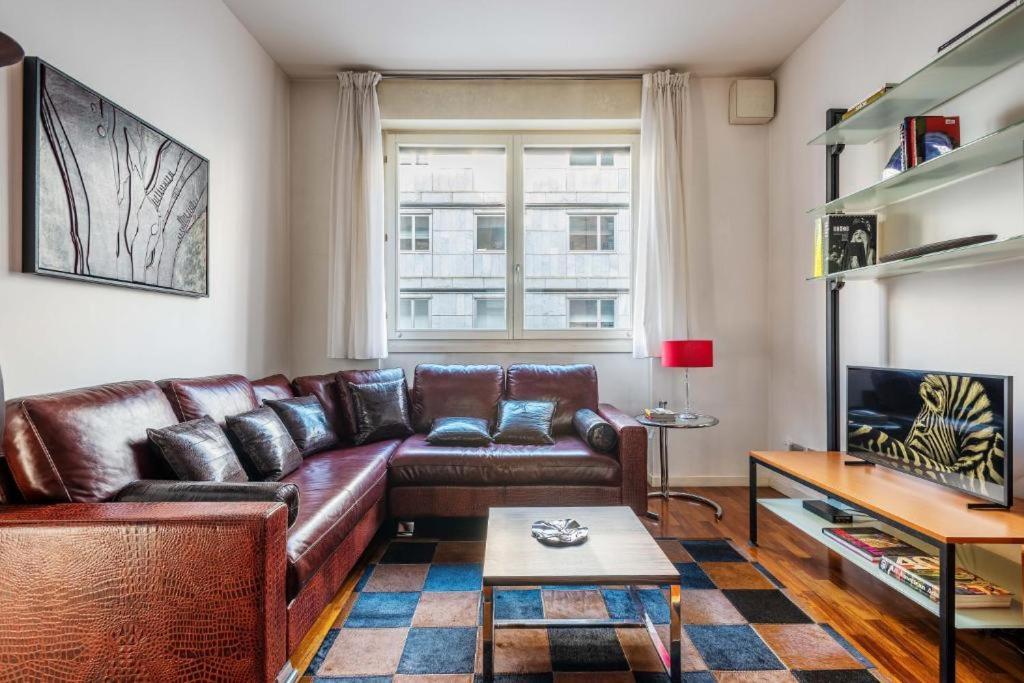 Amazing Apt In The Heart Of Pta Venezia Milan Bagian luar foto