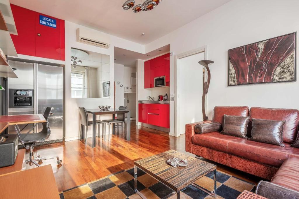 Amazing Apt In The Heart Of Pta Venezia Milan Bagian luar foto